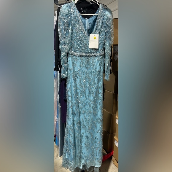 Mac Duggal 20442 NWT Surplice Bodice Embellished Dress - Picture 4 of 7